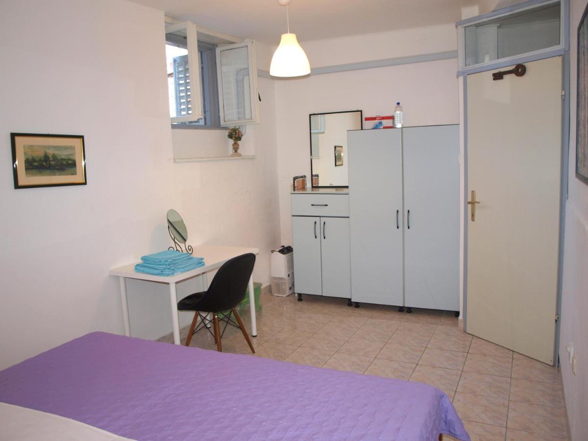 Apartment Sky 48 Ровин Екстериор снимка